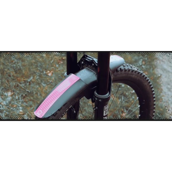 Крило переднє JUICE LUBES Mudhugger Shorty EVO Bolt-On Pink - фото 1